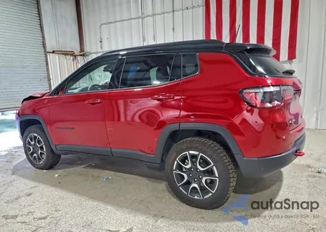 2025 Jeep Compass Trailhawk из США, поврежденный, VIN 3C4NJDDN2ST556641